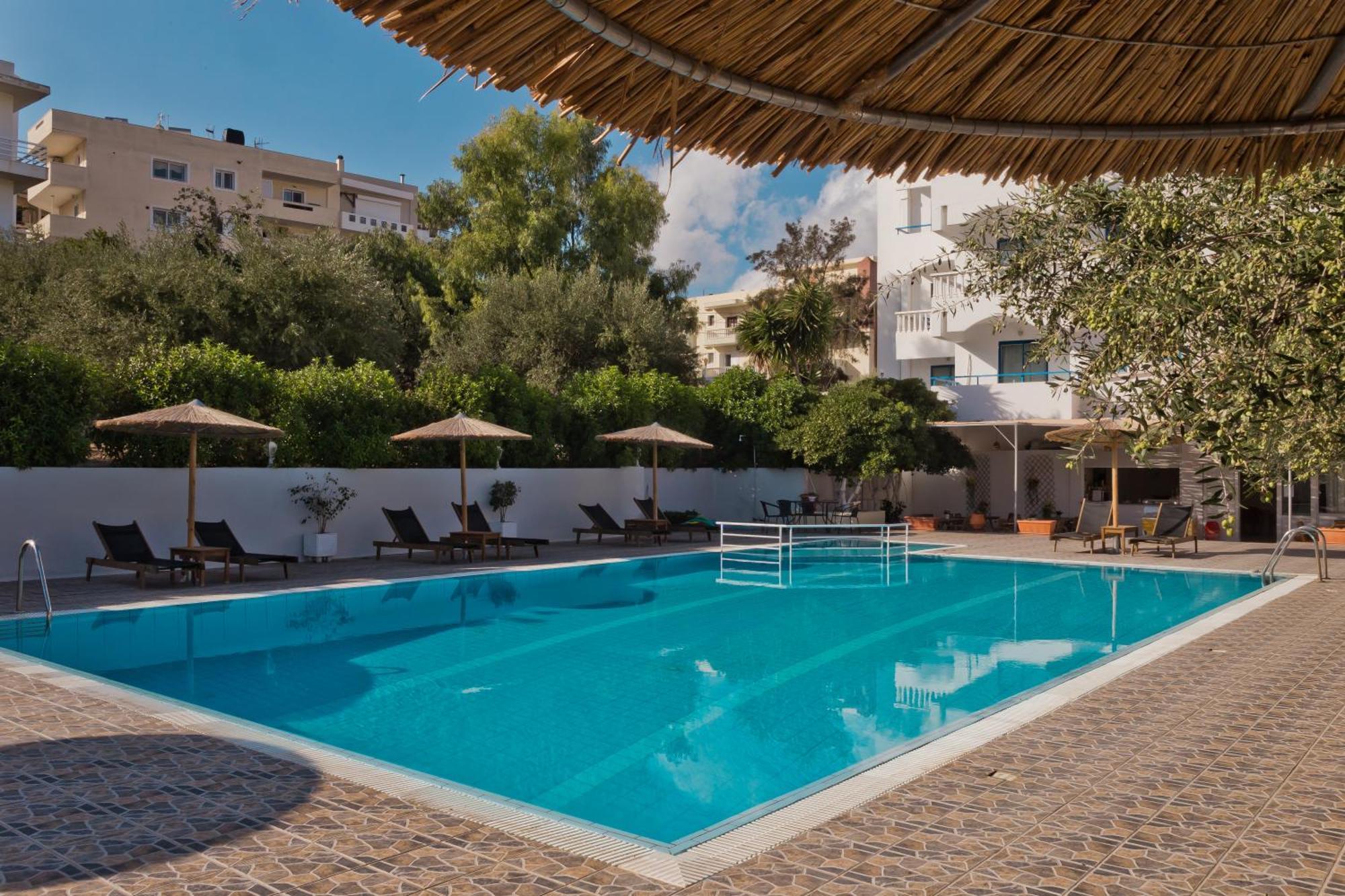 كارباثوس Regina Studios & Hotel المظهر الخارجي الصورة