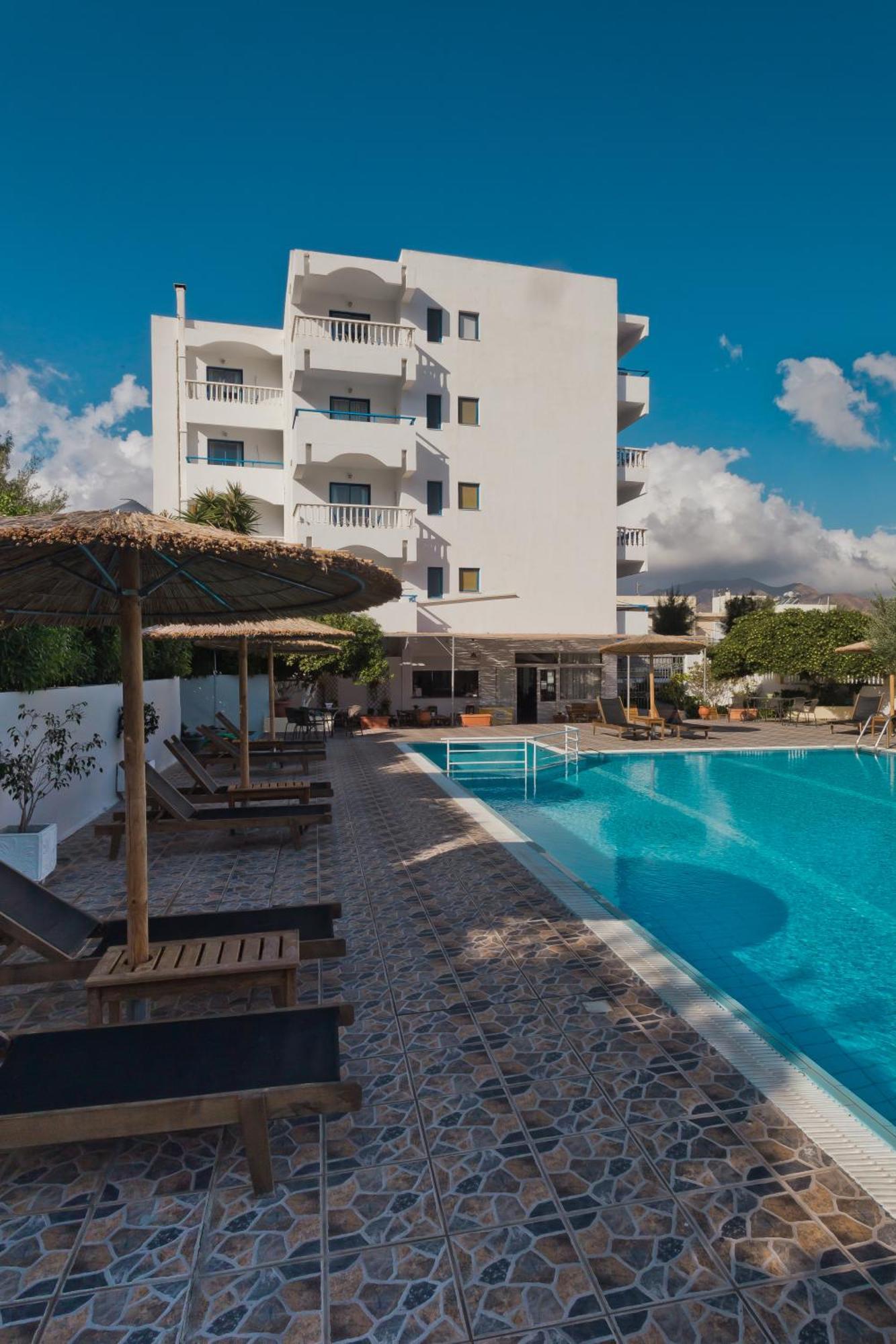كارباثوس Regina Studios & Hotel المظهر الخارجي الصورة
