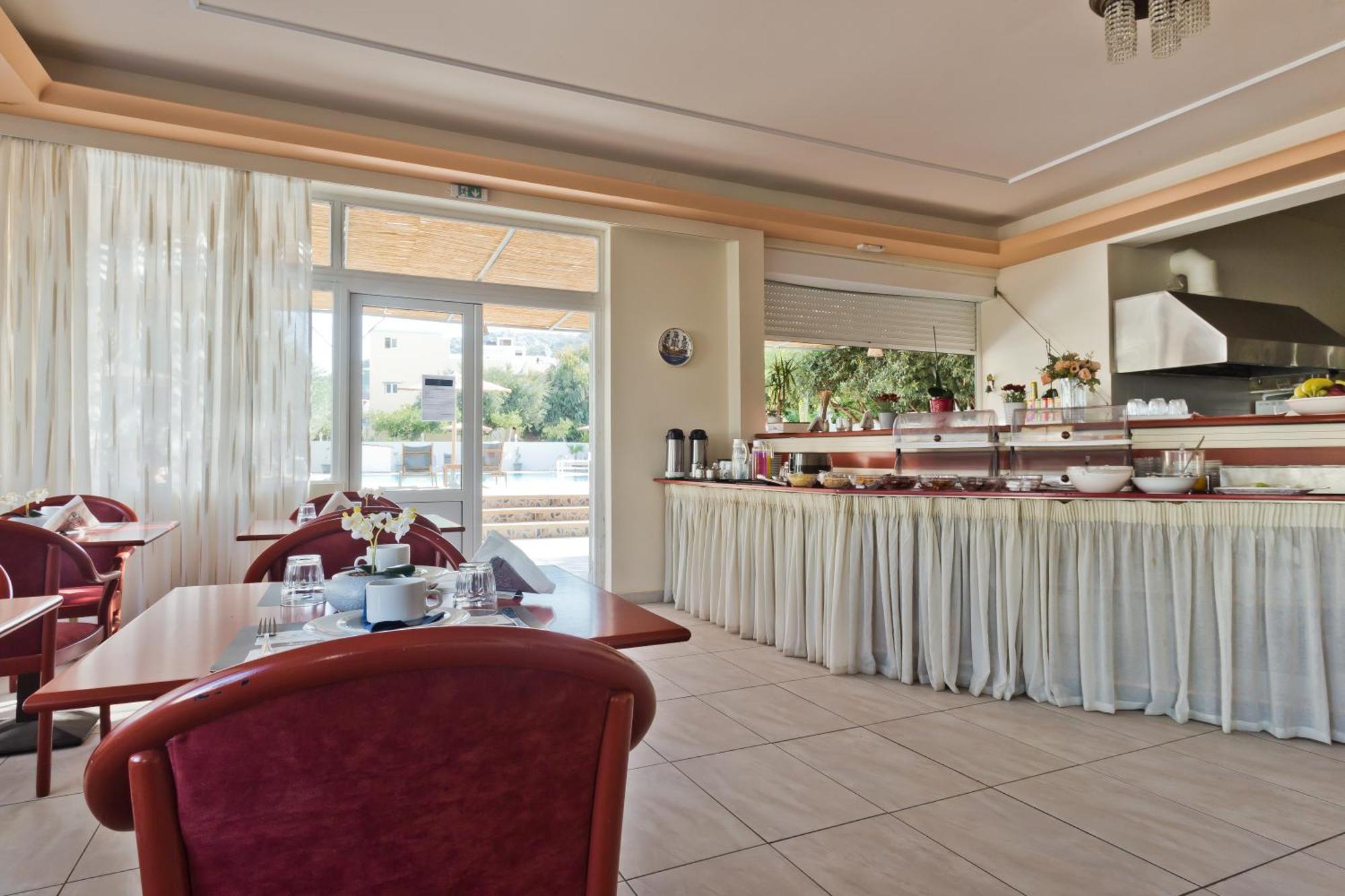 كارباثوس Regina Studios & Hotel المظهر الخارجي الصورة