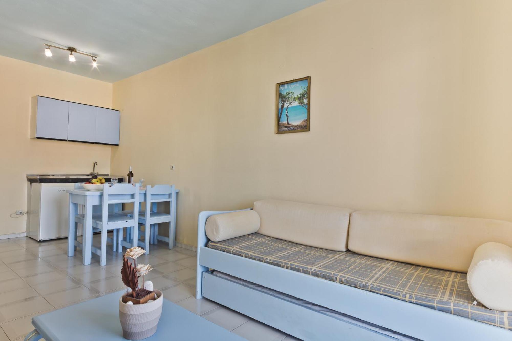 كارباثوس Regina Studios & Hotel المظهر الخارجي الصورة